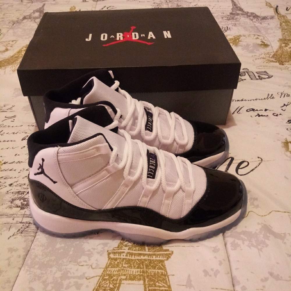 Jordan Retro 11 Concord - Picture 2 of 8